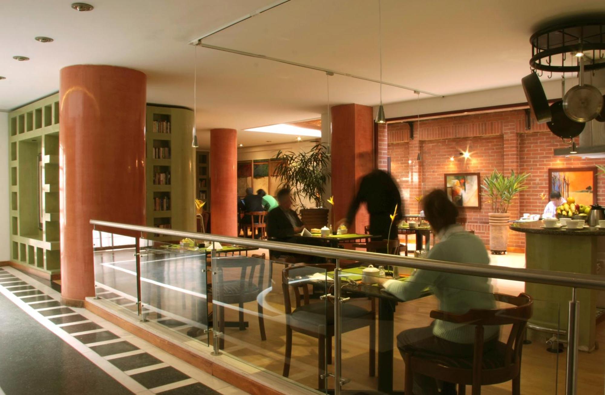 Casa Real 93 Hotell Bogotá Eksteriør bilde